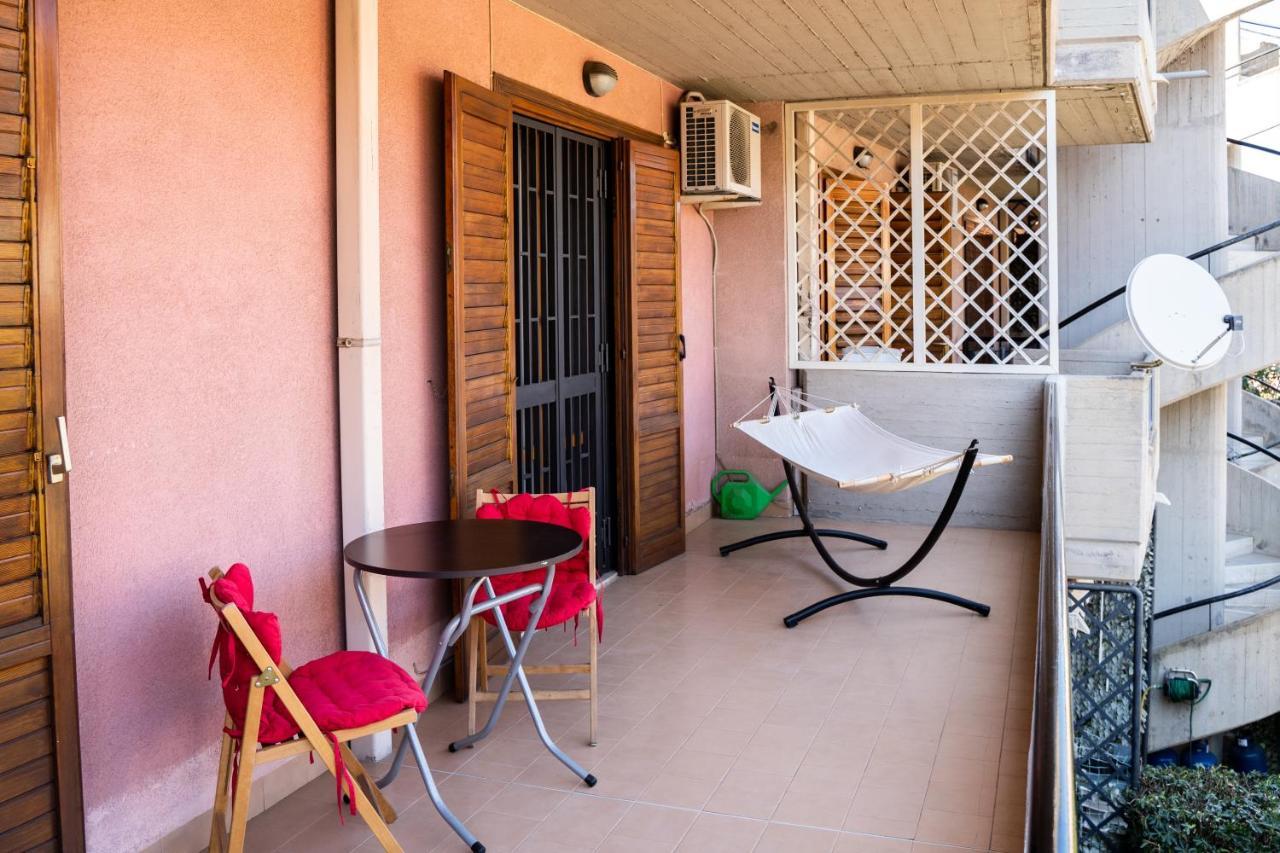 Elegant Apartment In Residence With Pool Acireale Luaran gambar