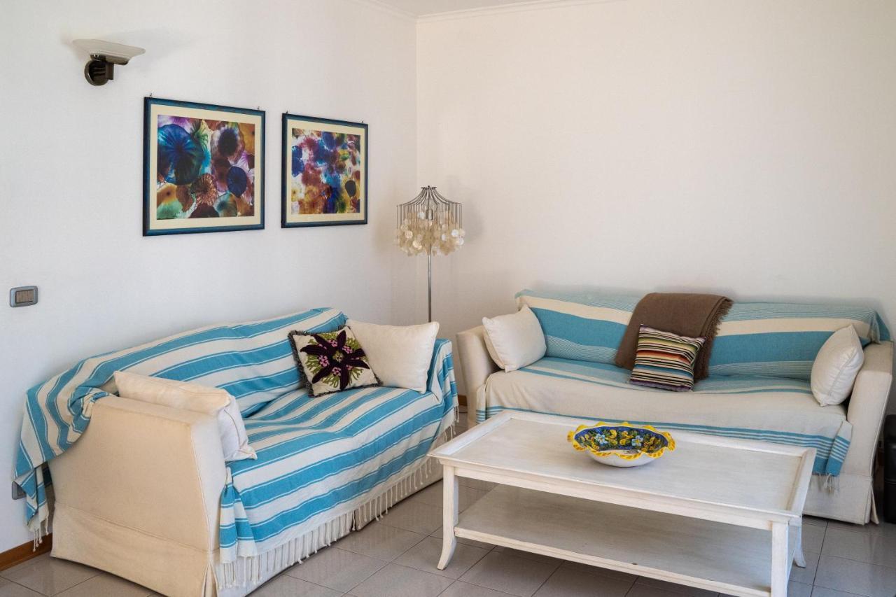 Elegant Apartment In Residence With Pool Acireale Luaran gambar