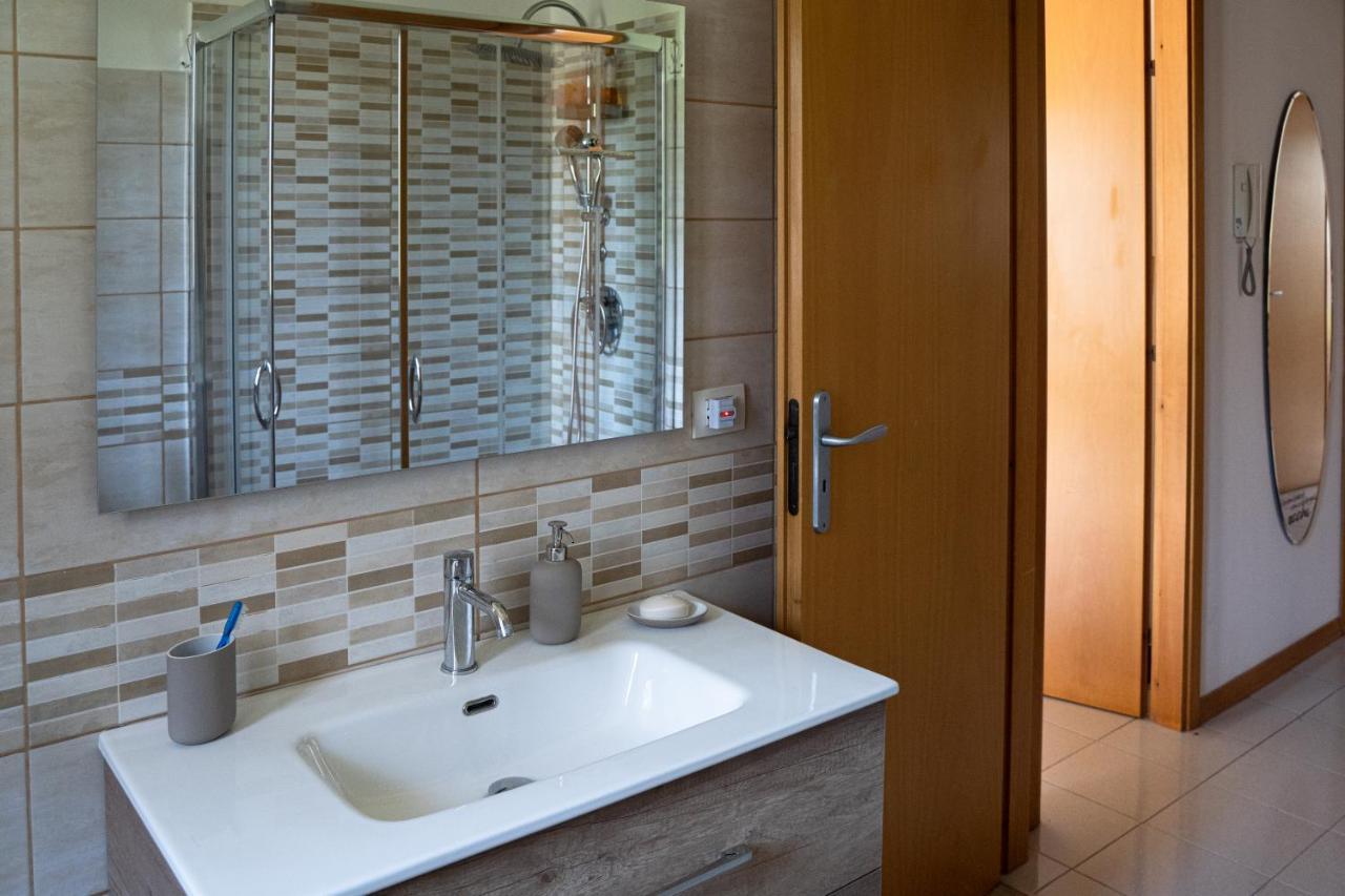 Elegant Apartment In Residence With Pool Acireale Luaran gambar